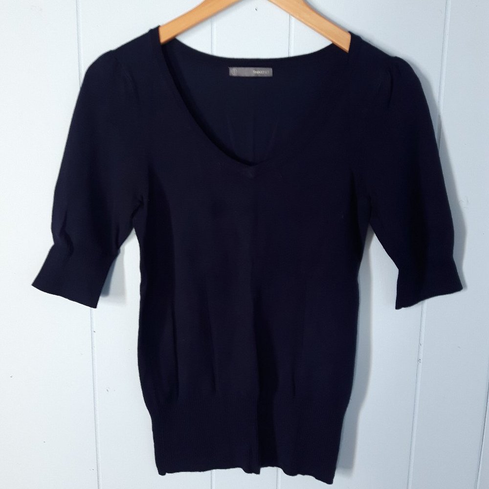 🌸 3 for $20 🌸 Navy V-neck Half-Sleeve Sweater